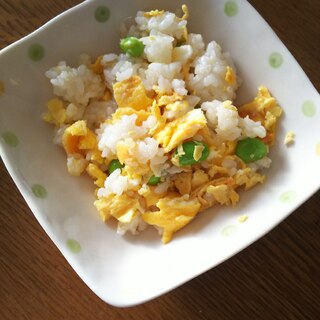 枝豆と炒り卵のご飯